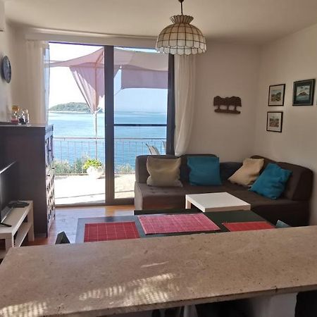 Holiday Home Прижба Экстерьер фото